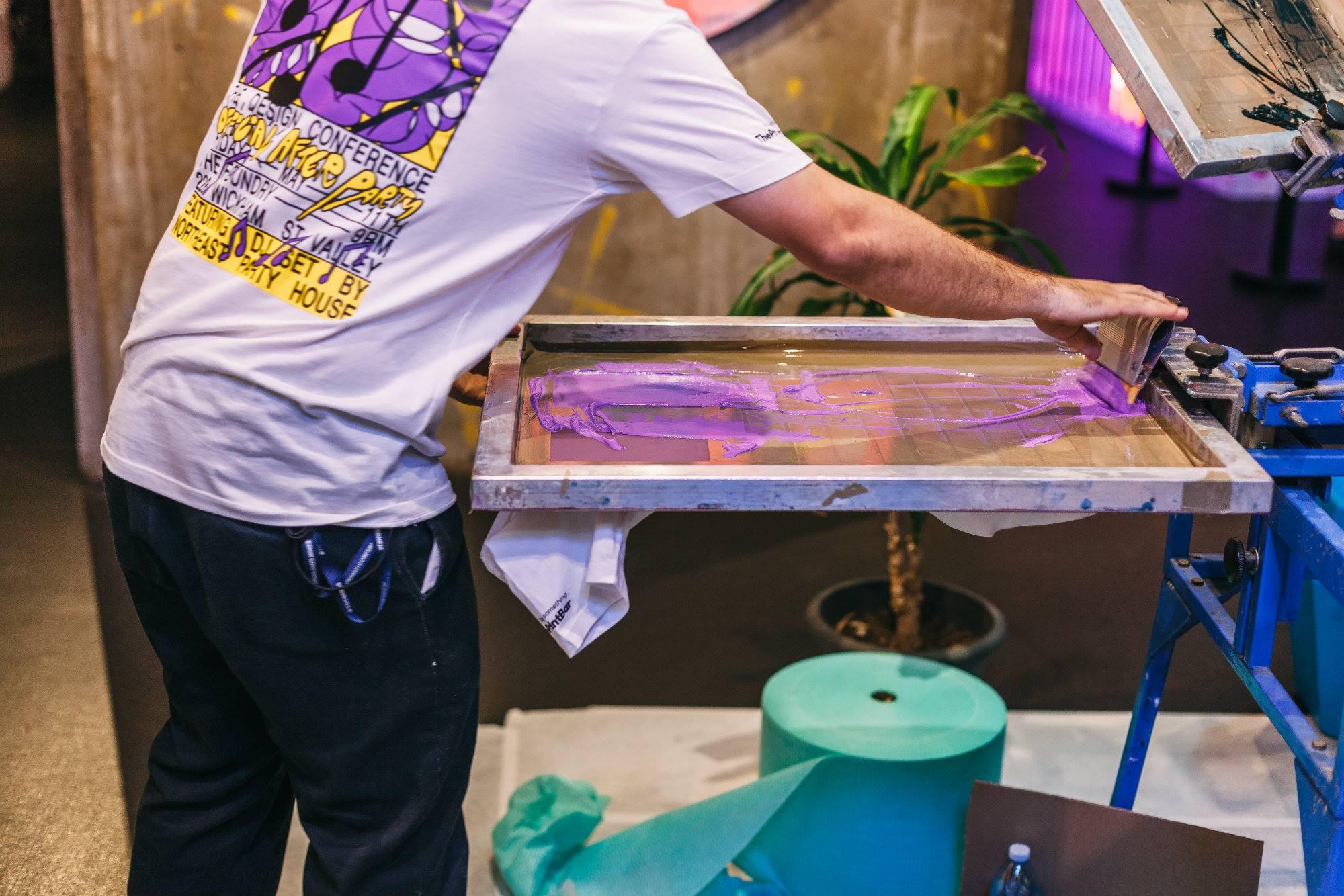 Bulk screen printing top